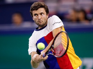 Gilles Simon oslavuje svoj prvý titul po takmer troch rokoch.