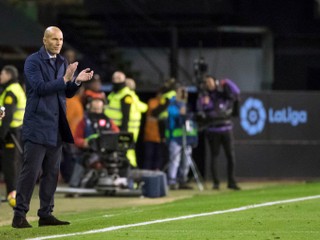 Tréner Realu Madrid Zinedine Zidane volá po väčšej podpore.