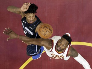 Cleveland porazil najhorší tím súťaže iba o bod.