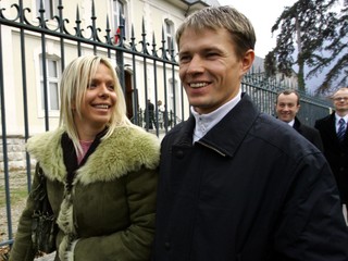 Raimondas Rumsas (vpravo) a jeho manželka Edita v roku 2005.