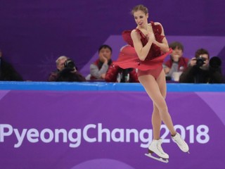 Talianska krasokorčuliarka Carolina Kostnerová vyhlásila, že sa na olympiáde stále cíti ako malé dievčatko - aj keď bojuje už na štvrtej.