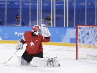Kanaďania vstúpili do olympiády úspešne, Švajčiarov zdolali o štyri góly