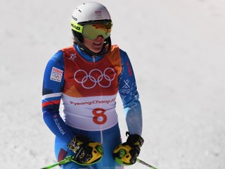 Veronika Velez-Zuzulová po dojazde do cieľa slalomu.