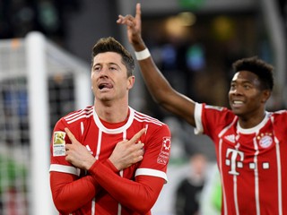 Robert Lewandowski (vľavo) rozhodol o víťazstve Bayernu.