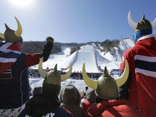 Dedo Mráz, Vikingovia a samuraji na jednom mieste. Fanúšikovia na olympiáde