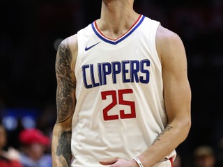 Austin Rivers 33,5 sekundy pred koncom dosiahol rozhodujúcu trojku.