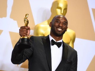 Kobe Bryant má doma už aj Oscara.