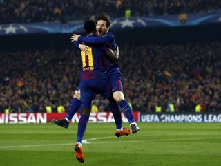 Góloví strelci Barcelony - Ousmane Dembele a Lionel Messi.