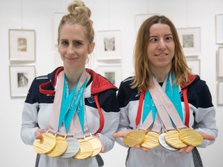 Henrieta Farkašová a Natália Šubrtová.