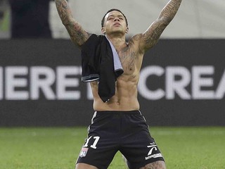 Memphis Depay v Lyone exceluje.