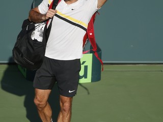 Roger Federer sa s turnajom v Miami lúčil predčasne.