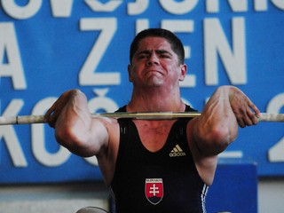 Slovák Samko skončil na ME štvrtý, bronz mu ušiel o jeden kilogram