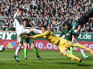 Futbalisti Werderu Brémy zdolali Eintracht Frankfurt.