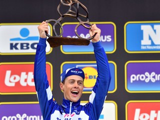 Z víťazstva na Okolo Flámska 2018 sa radoval Niki Terpstra.
