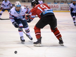 Sprava: Ján Brejčák z HC´05 iClinic Banská Bystrica a Judd Blackwater z HK Nitra.