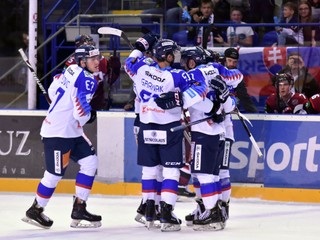 Slovenskí hokejisti opäť zdolali Lotyšov, vyhrali už štvrtý zápas za sebou