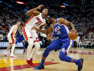 Momentka zo zápasu medzi Miami a Philadelphiou.