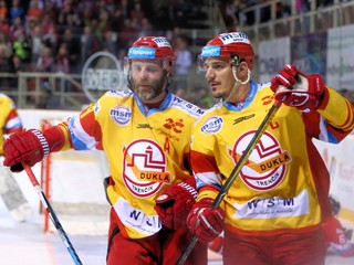 Branko Radivojevič (vpravo) ťahal Trenčín v play off.