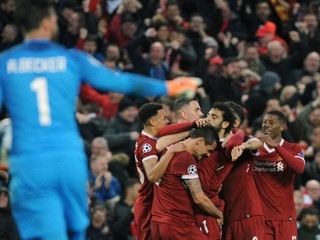 Liverpool viedol o päť gólov. Napokon po prestrelke porazil AS Rím