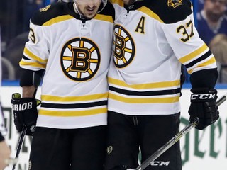 Hokejisti Bostonu Bruins triumfovali na ľade Tampy Bay.