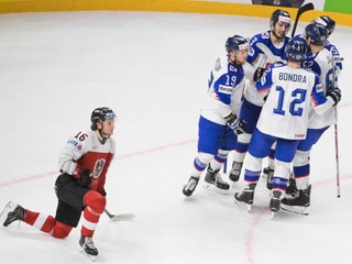Hokejisti otočili zápas s Rakúskom a oslavujú prvé víťazstvo na šampionáte