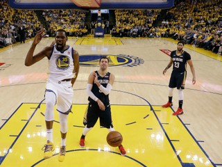 Basketbalisti Golden State postúpili do konferenčného finále.
