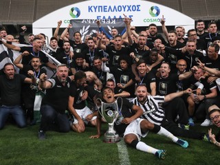 Futbalisti PAOK Solún vyhrali Gréck pohára.