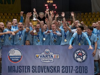 Slovan Bratislava oslavuje majstrovský titul.