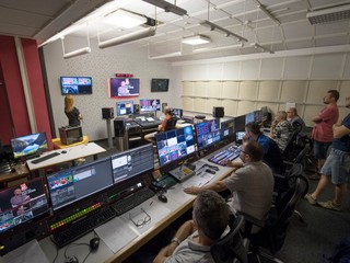 Pracovisko televíznej réžie RTVS.