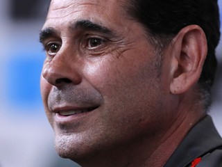 Fernando Hierro povedie Španielsko na šampionáte.