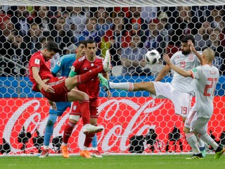 Milad Mohammadi (vľavo).