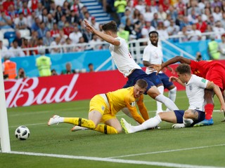 Nebezpečná situácia pred anglickou bránou.