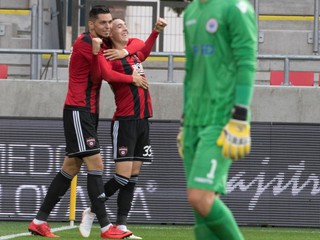 Hráči Spartaku Trnava sa tešia z gólu.