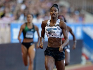 Bahamčanka Shaunae Miller-Uibová víťazí v behu na 400 metrov v najlepšom výkone roka 48,97 na medzinárodnom atletickom mítingu Diamantová liga v Monaku.