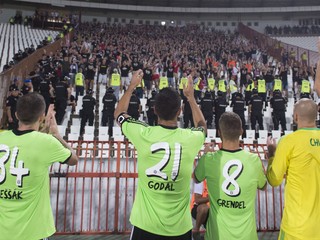 Hrozí Spartaku pokuta za fanúšikov? Kosovo je Srbsko, kričali v Belehrade