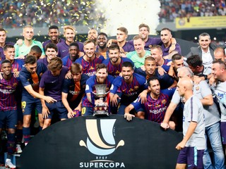 Hráči Barcelony získali španielsky Superpohár.