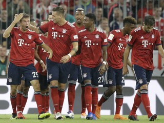 Bayern oslavuje triumf v prvom kole.