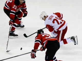 Éric Gélinas (č. 22).