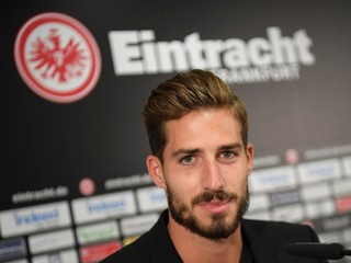 Kevin Trapp sa vracia do Eintracht Frankfurt.