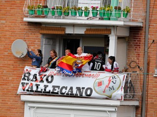Rayo Vallecano oslavuje.