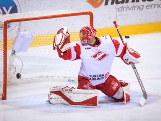 Do play off KHL postúpili traja Slováci, najťažšia úloha čaká brankára Hudáčka