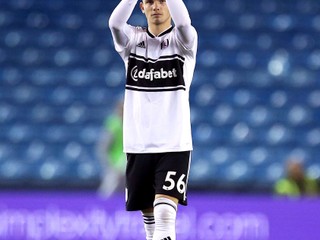 Mladík z Fulhamu sa zapísal do histórie. Do zápasu nastúpil ako najmladší hráč