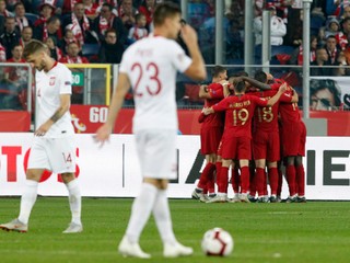 Portugalskí futbalisti sa radujú po jednom z gólov.
