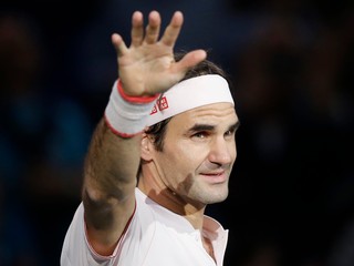 Roger Federer sa teší z postupu.