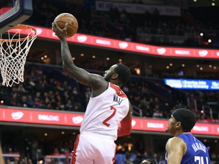 John Wall sa podieľal na víťazstve Washingtonu 30 bodmi.