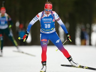 Slovenská reprezentantka Paulína Fialková na trati v súťaži na 15 km žien v 1. kole Svetového pohára biatlonistiek v slovinskej Pokljuke 6. decembra 2018.