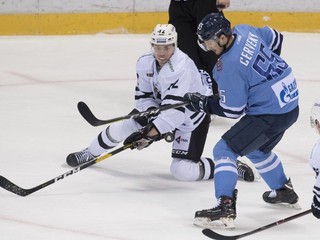 Rudolf Červený a vľavo Alexander Šarov.