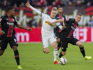 Momentka zo zápasu Leverkusen - Mönchengladbach.