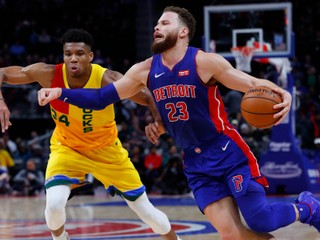 Basketbalisti Milwaukee zvíťazili v Detroite.