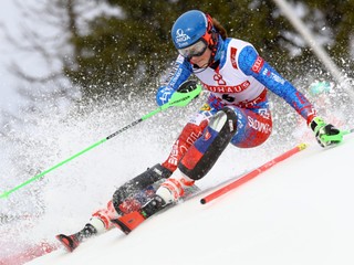 Petra Vlhová počas slalomu na MS v alpskom lyžovaní 2019.
